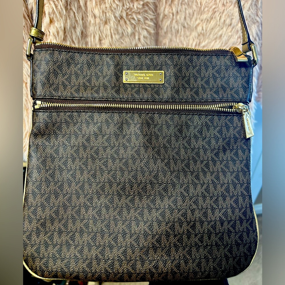 Michael Kors crossbody bag